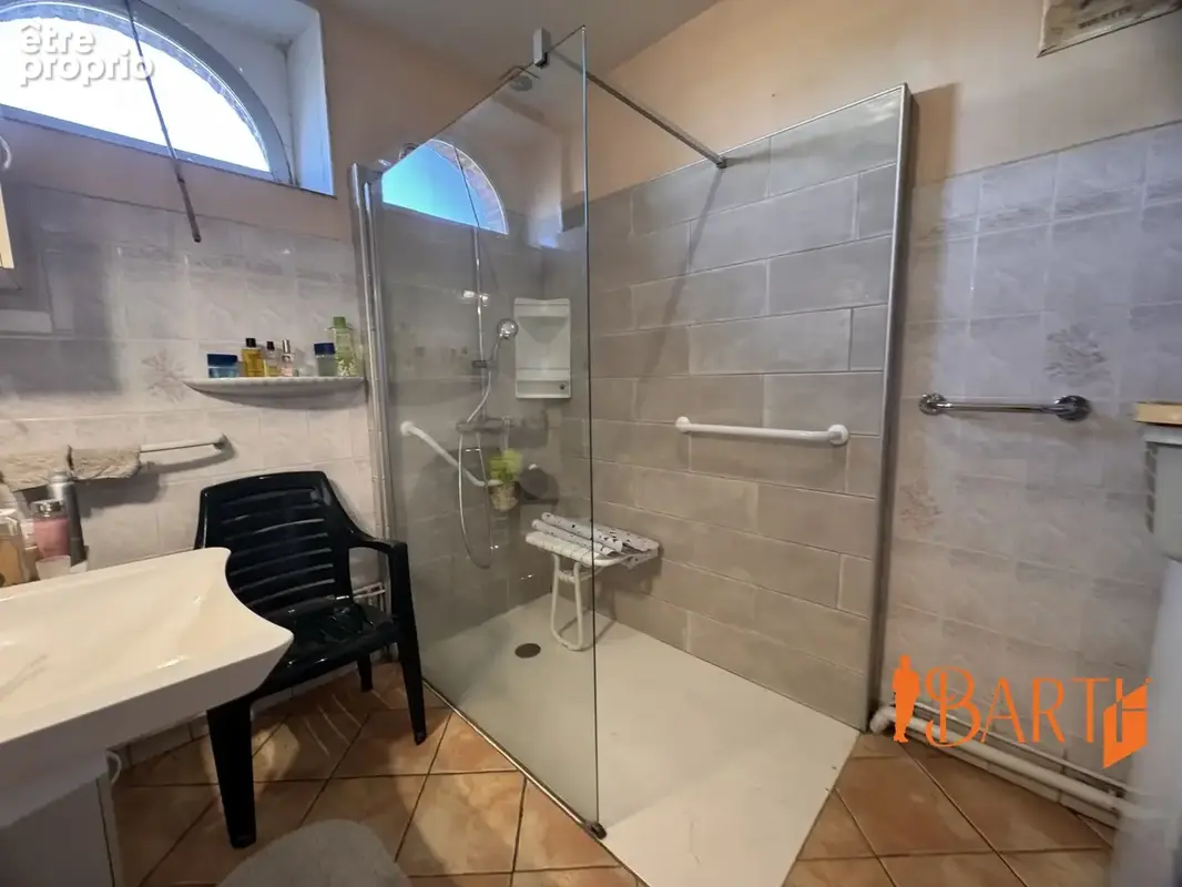 Maison 5 pièces 142 m² à vendre à Saint-Doulchard (18230) - photo 7