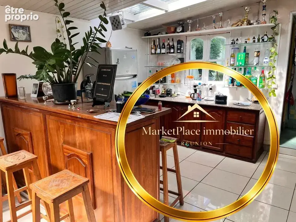 Maison 140 m² à Saint-Denis  - photo 5