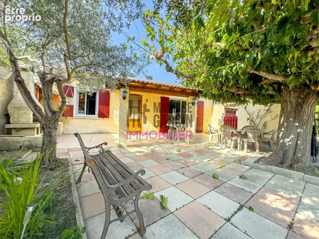 Maison 4 pièces 100 m² à vendre à L'isle-Sur-La-Sorgue (84800) - photo 2