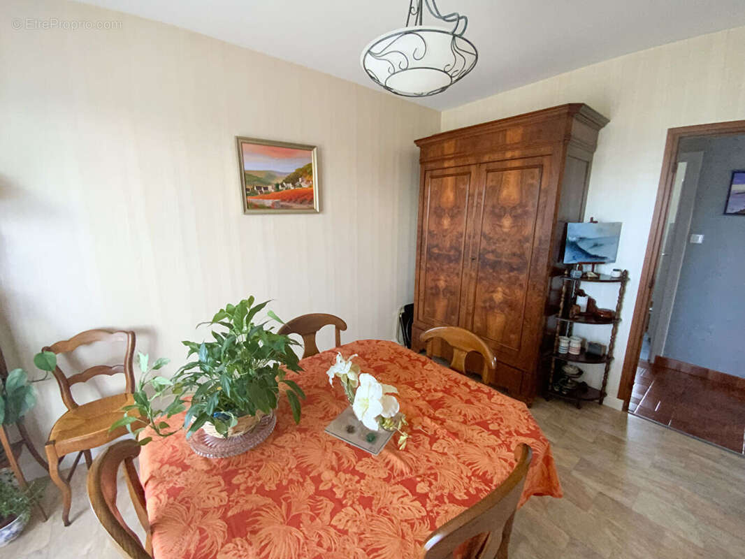 Maison à LE CREUSOT