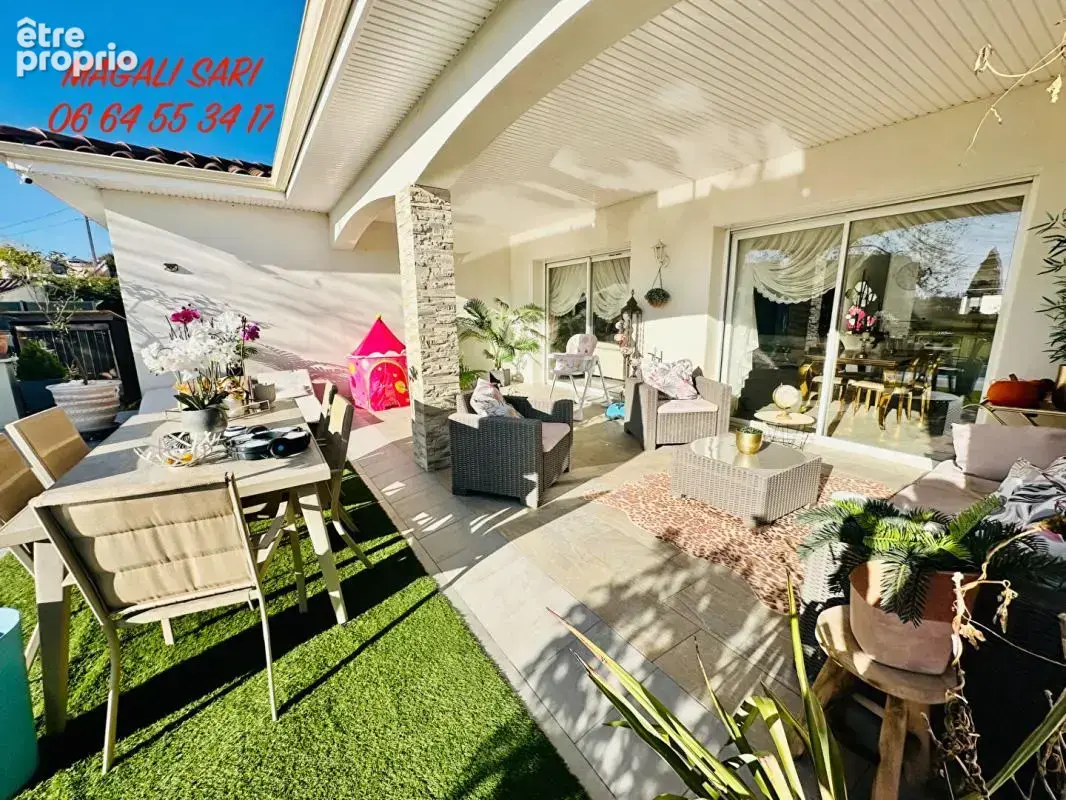 Villa Saint Hilaire De Brethmas 5 pièce(s) 114 m2 + Pool House - photo 3