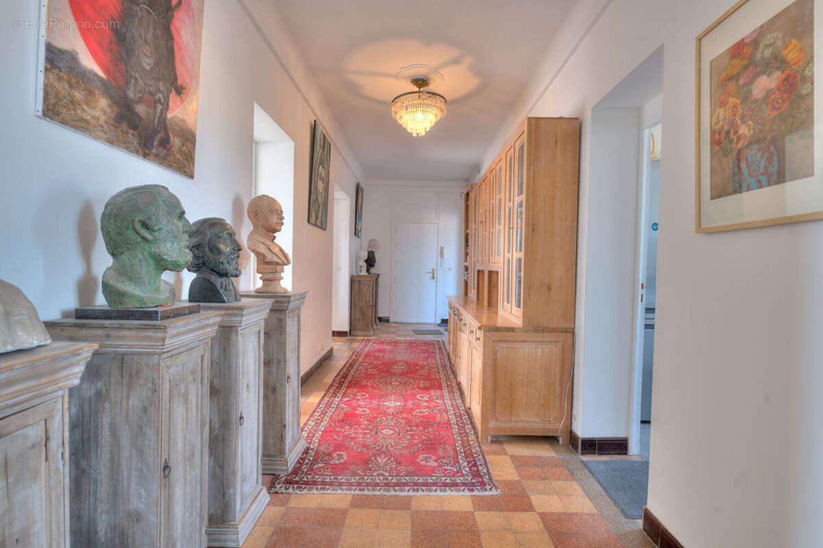 Appartement 108m² saint raphael centre ville - photo 3