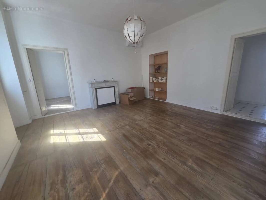 Appartement à SAINTE-LUCIE-DE-TALLANO