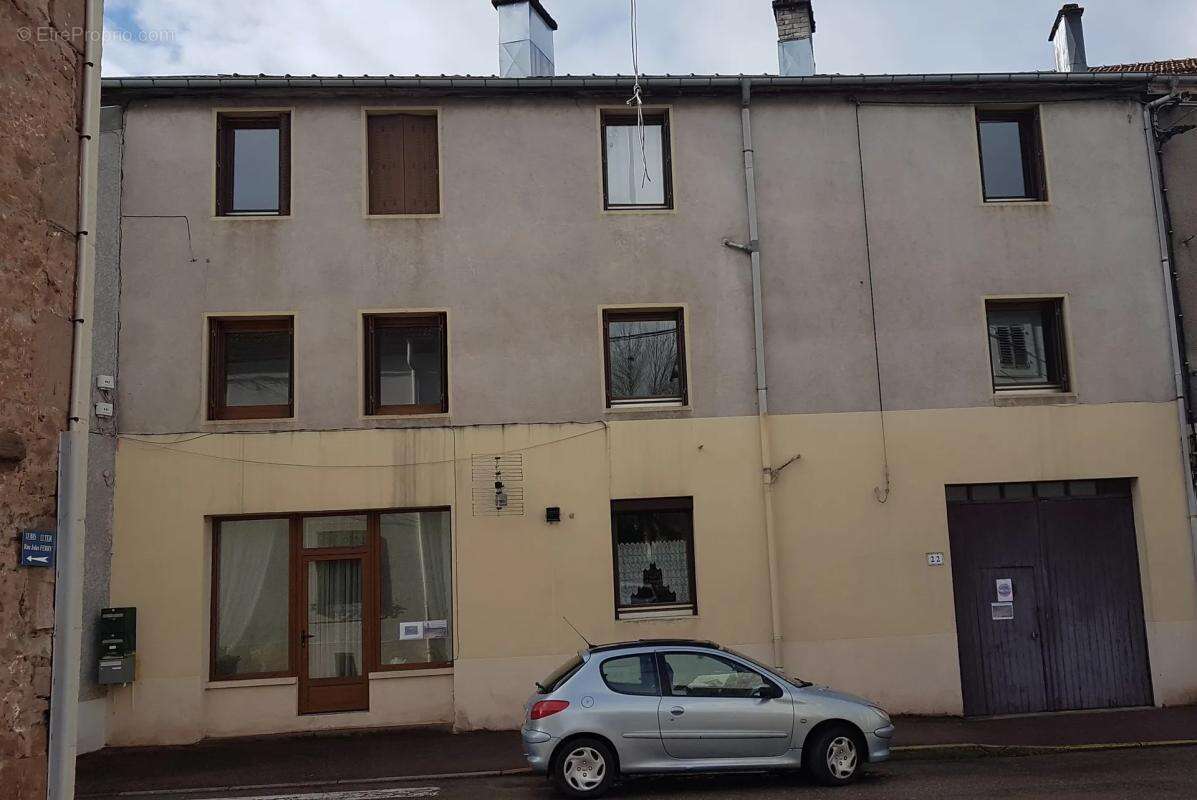 Maison à BRUYERES
