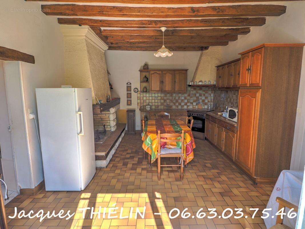 Maison à LONGUE-JUMELLES