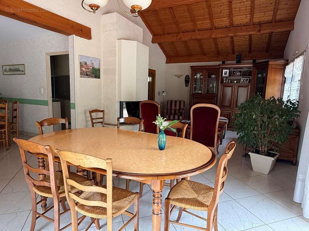 Maison 158 m² à Cholet  - photo 6