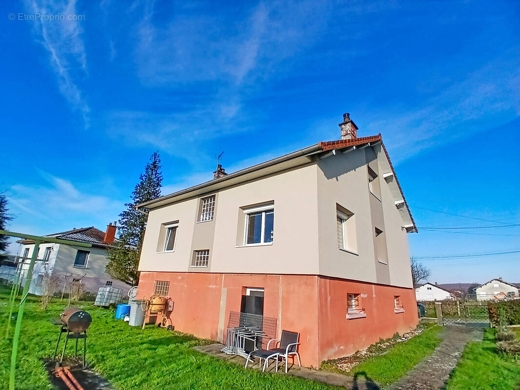 Maison à L&#039;ISLE-SUR-LE-DOUBS
