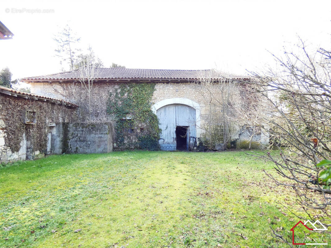 Maison à SAINT-PRIVAT-DES-PRES