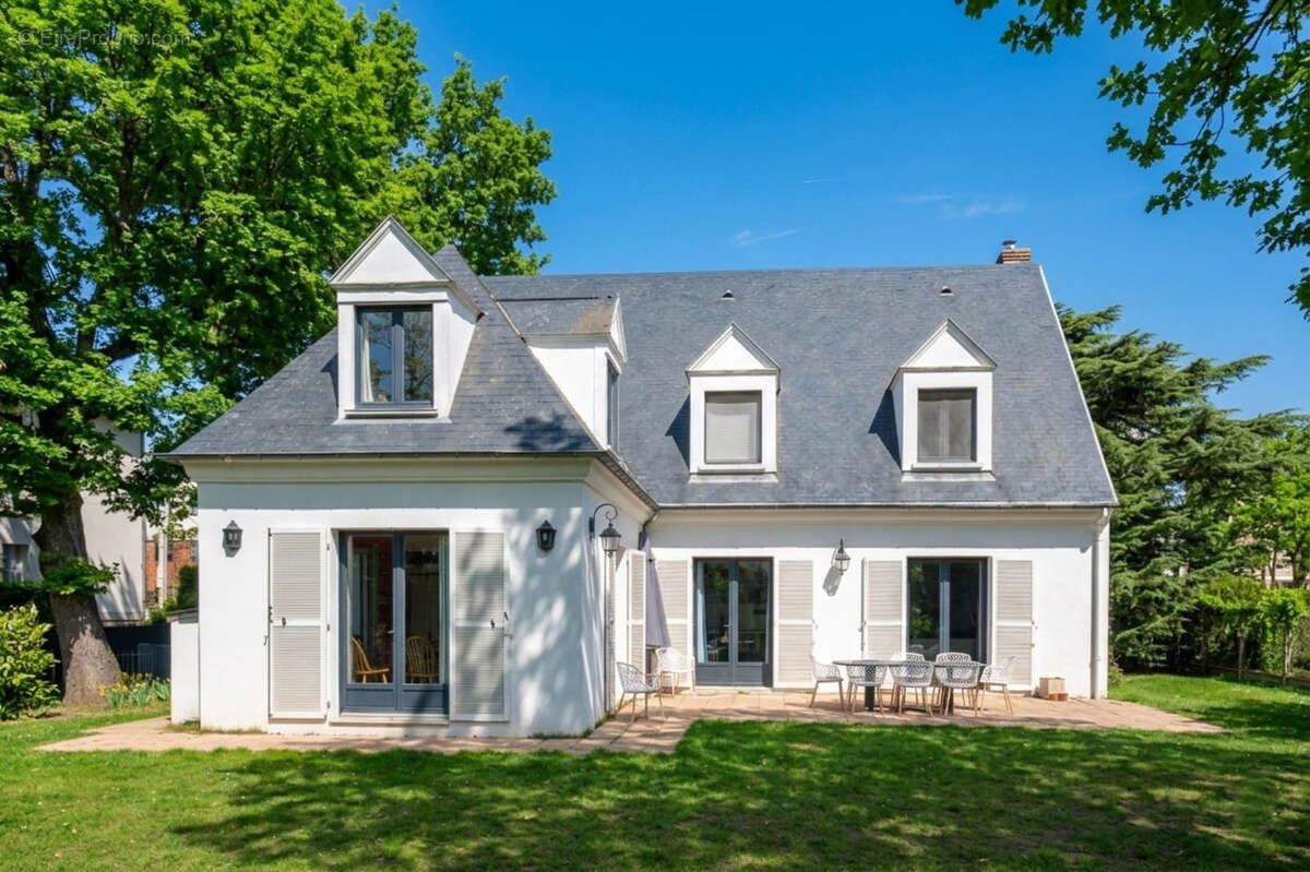 Maison à LE VESINET