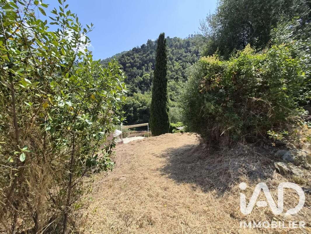 Terrain 802 m² à Gorbio  - photo 7
