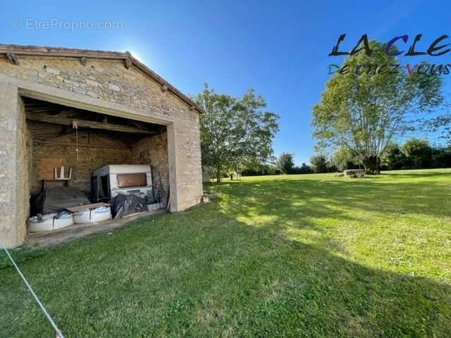 Maison à SAINT-LAURS