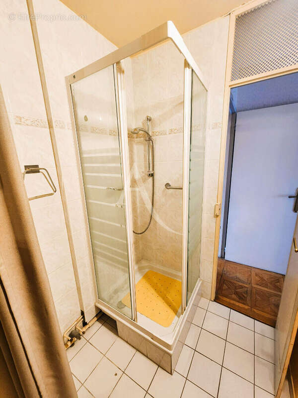 Appartement Rungis 5 pièce(s) 83.10 m2 - photo 9
