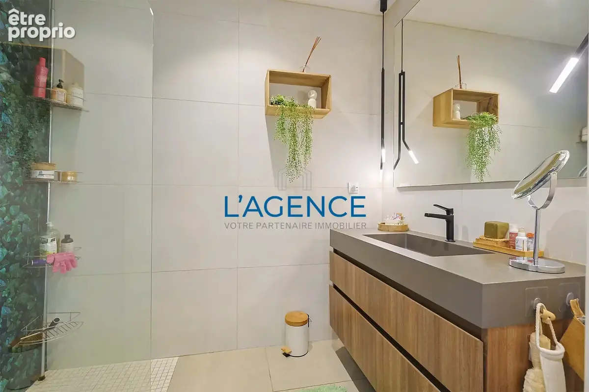 Appartement 'toit terrasse ' dans une résidence de standing avec une terrasse de 66m2 et deux garages - photo 8