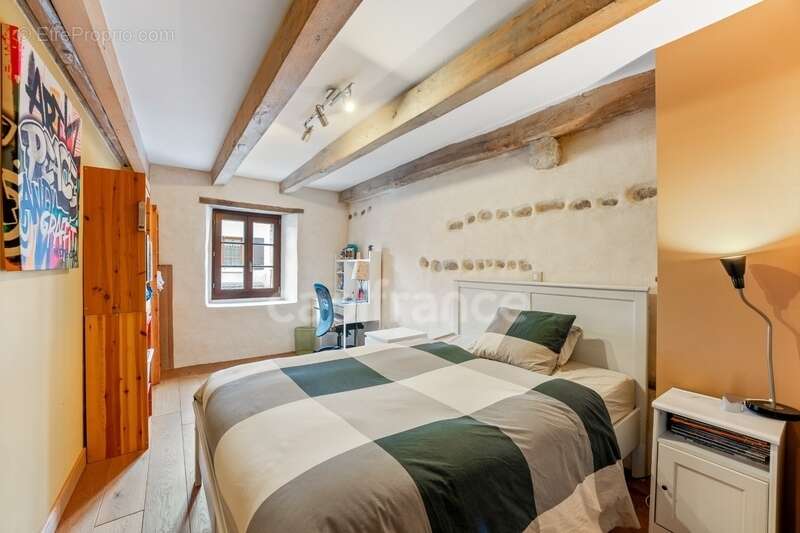 Maison à PREVESSIN-MOENS