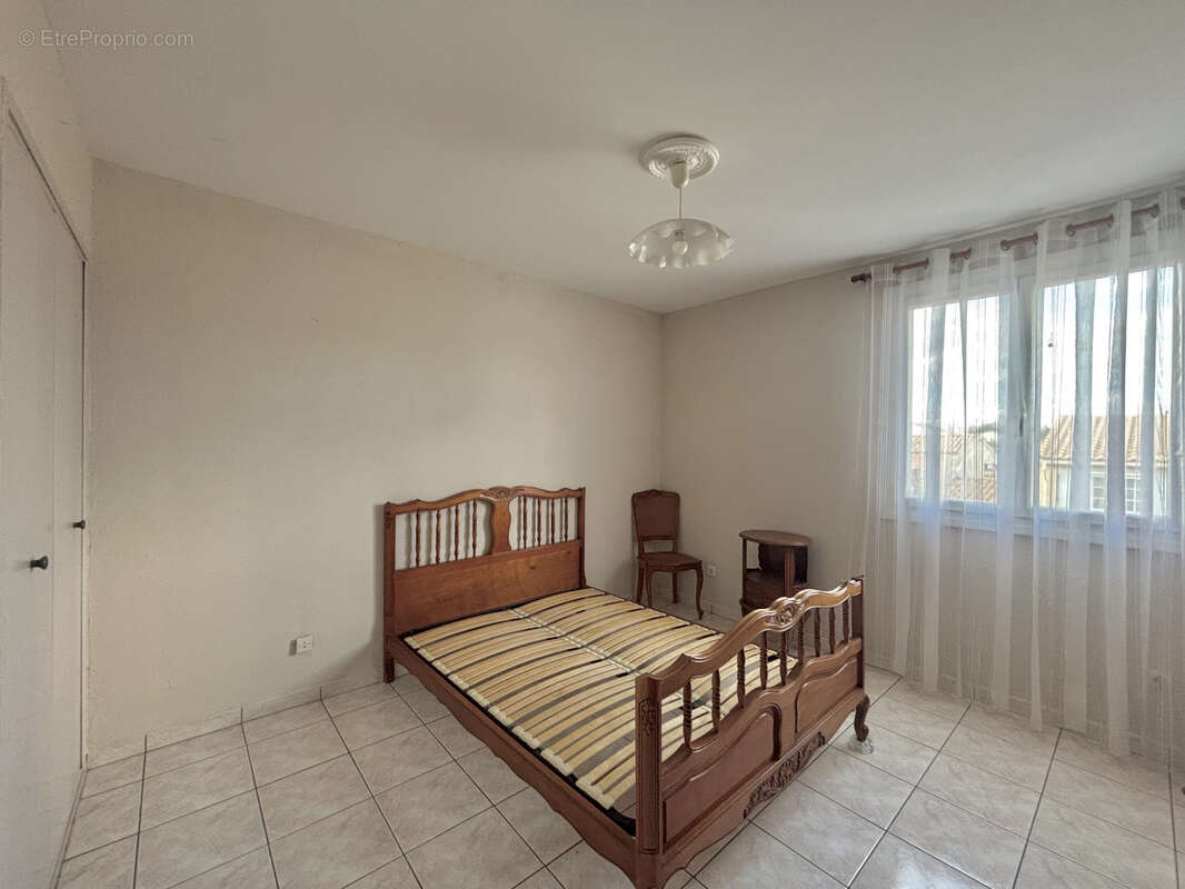 Maison à SAINT-MARTIN-DE-CRAU