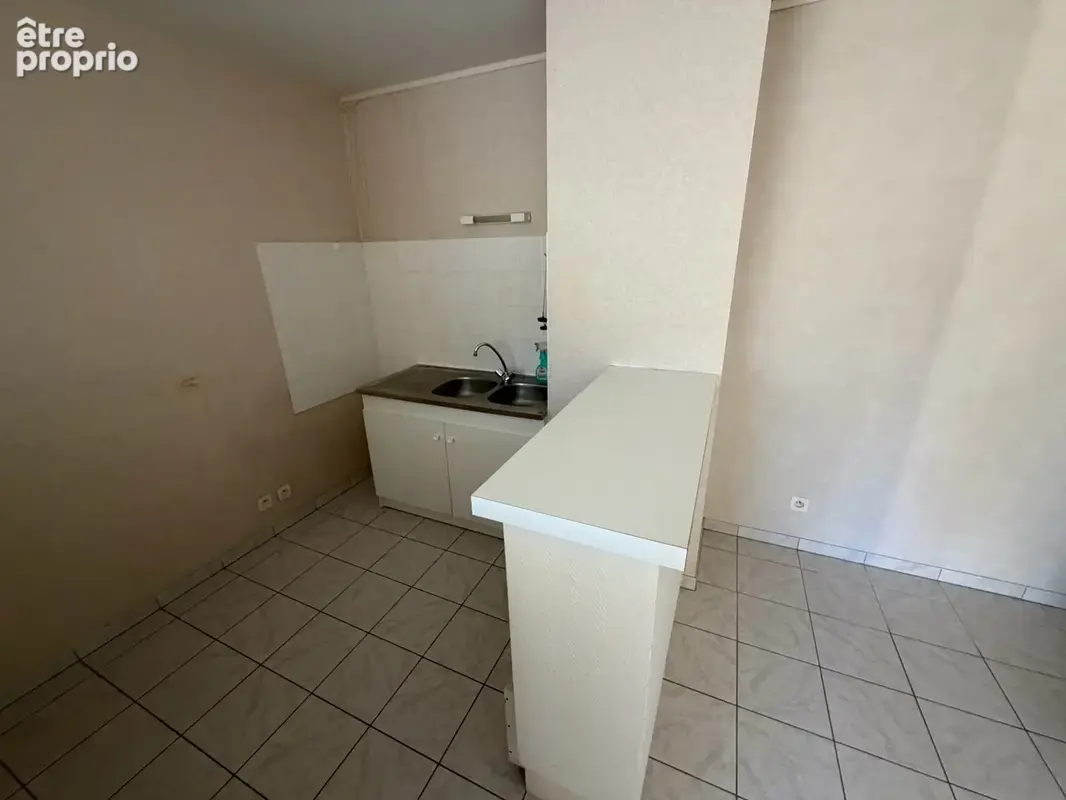 Appartement t3 residentiel - cave - parking privé - photo 10