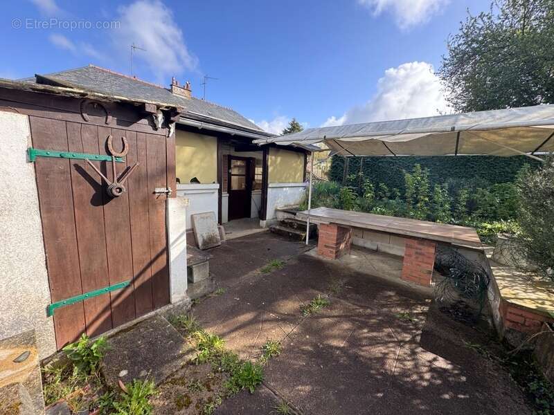 Maison à SAINT-CYR-SUR-LOIRE
