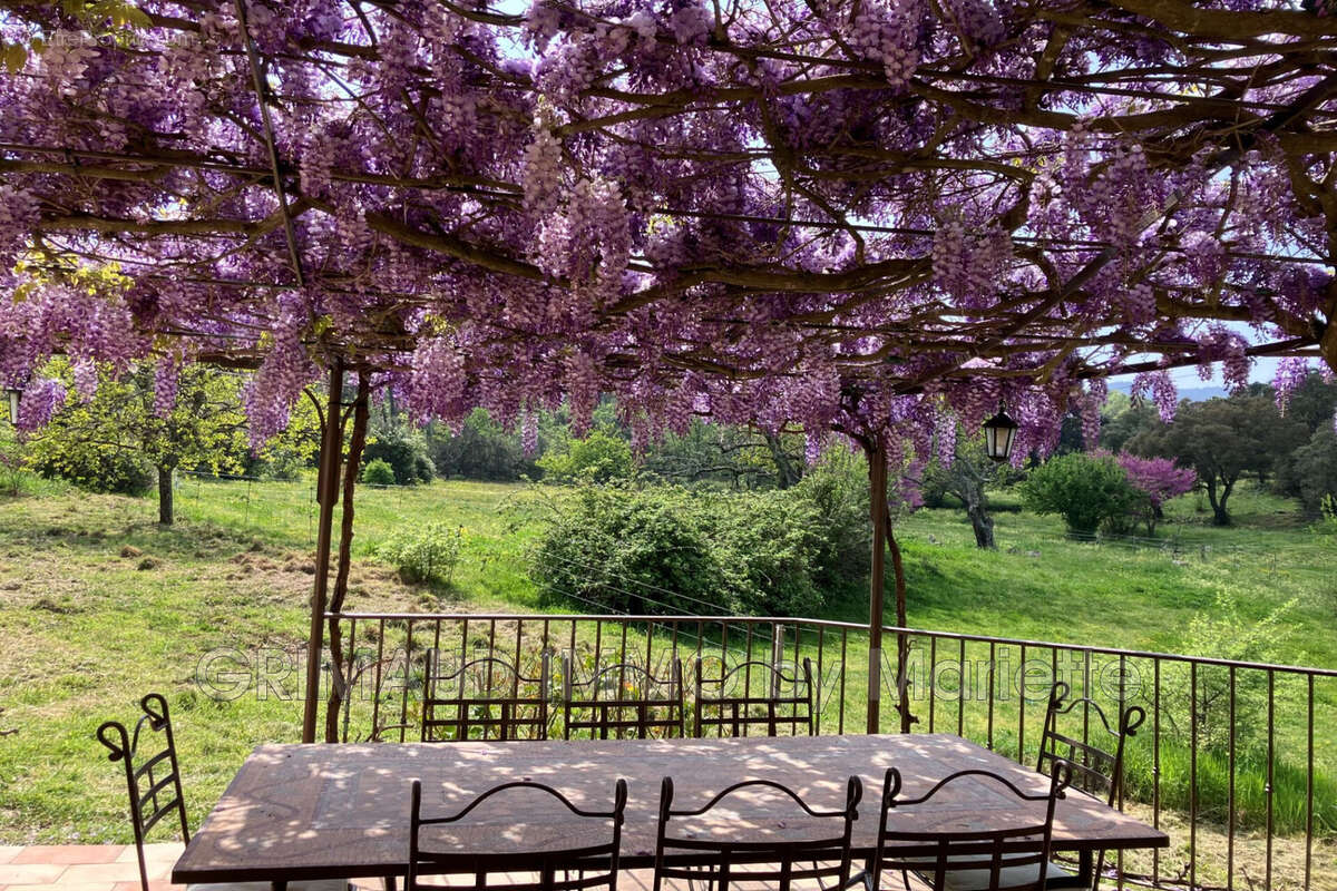 Maison à PLAN-DE-LA-TOUR