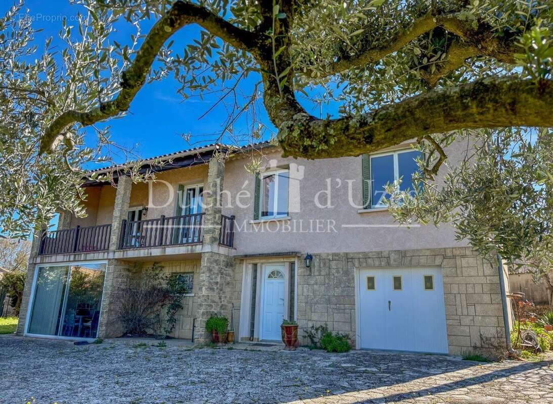 Photo 2 - Maison à UZES