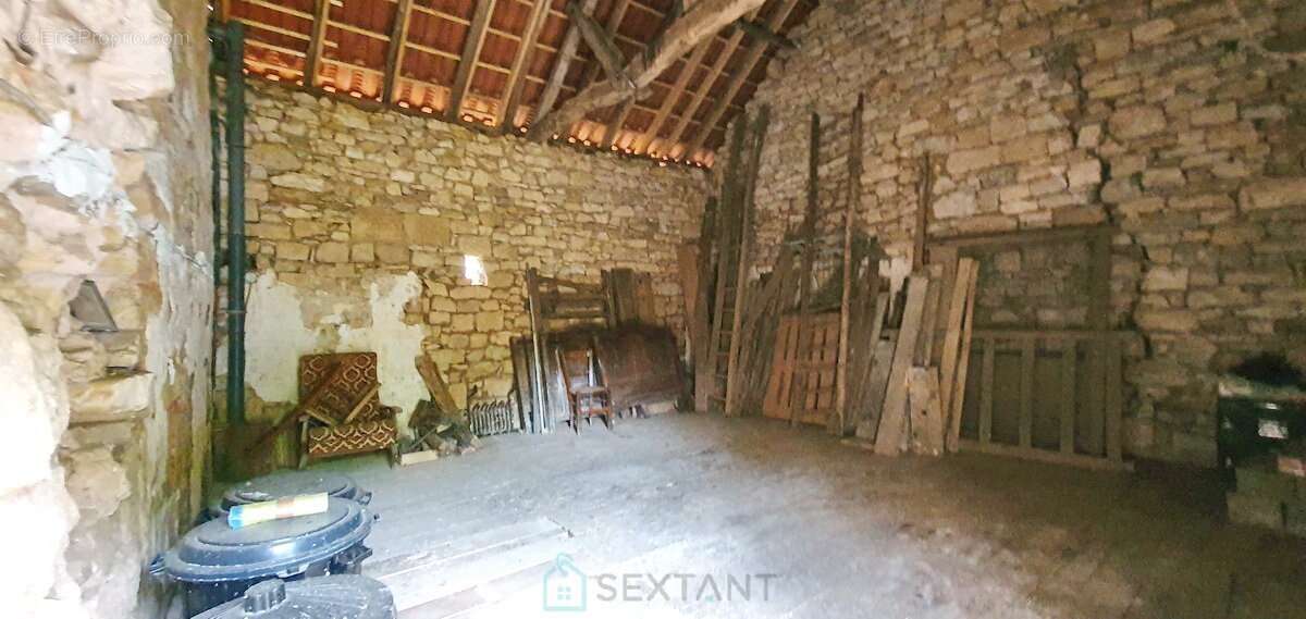 Corps de logis d'exception  Ancien château des XIII? & XV? siècles  Saint Pompon (25 km de Sarlat) - photo 19