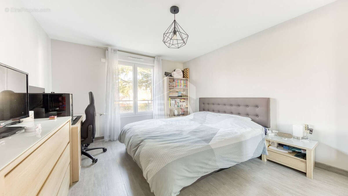 Appartement à PONTAULT-COMBAULT