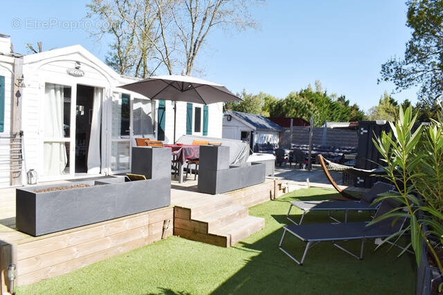 Terrain à SAINT-PIERRE-D&#039;OLERON