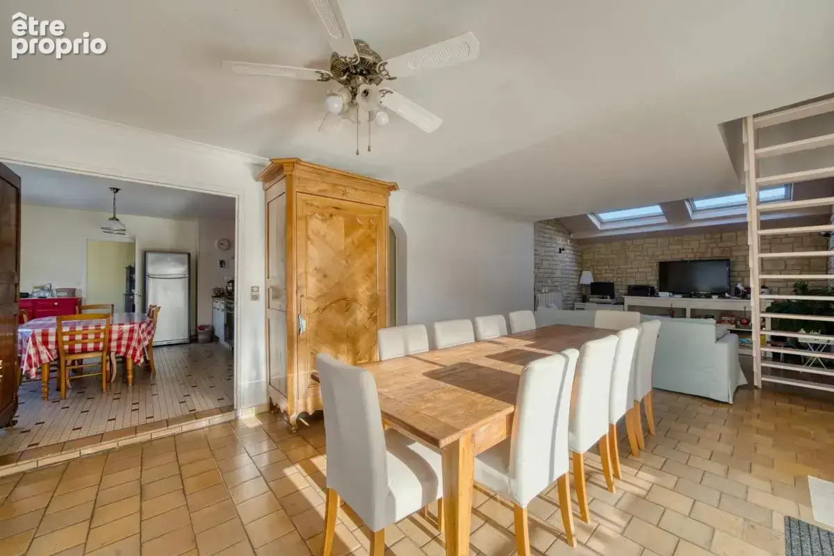 Maison de 5 pièces de 154 m² à Val-de-Cognac - photo 5