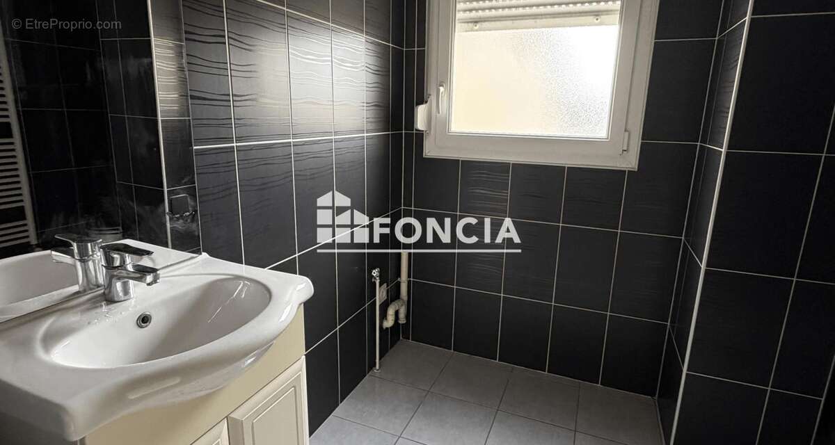 Appartement à VITRY-SUR-ORNE