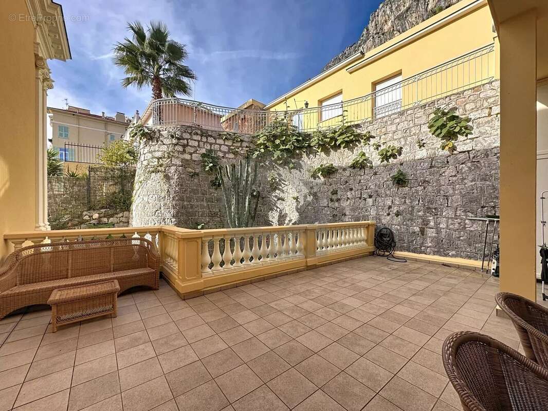 Appartement à MENTON