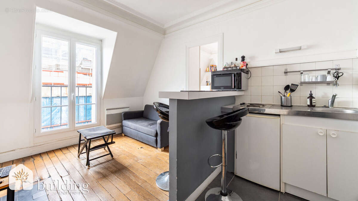 Appartement à PARIS-17E