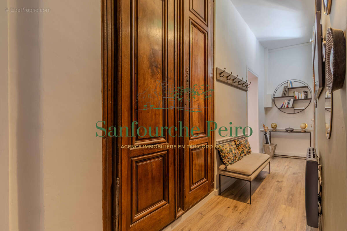 Appartement à SARLAT-LA-CANEDA