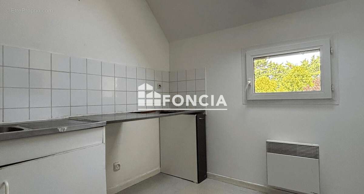 Appartement à LA RIVIERE-SAINT-SAUVEUR