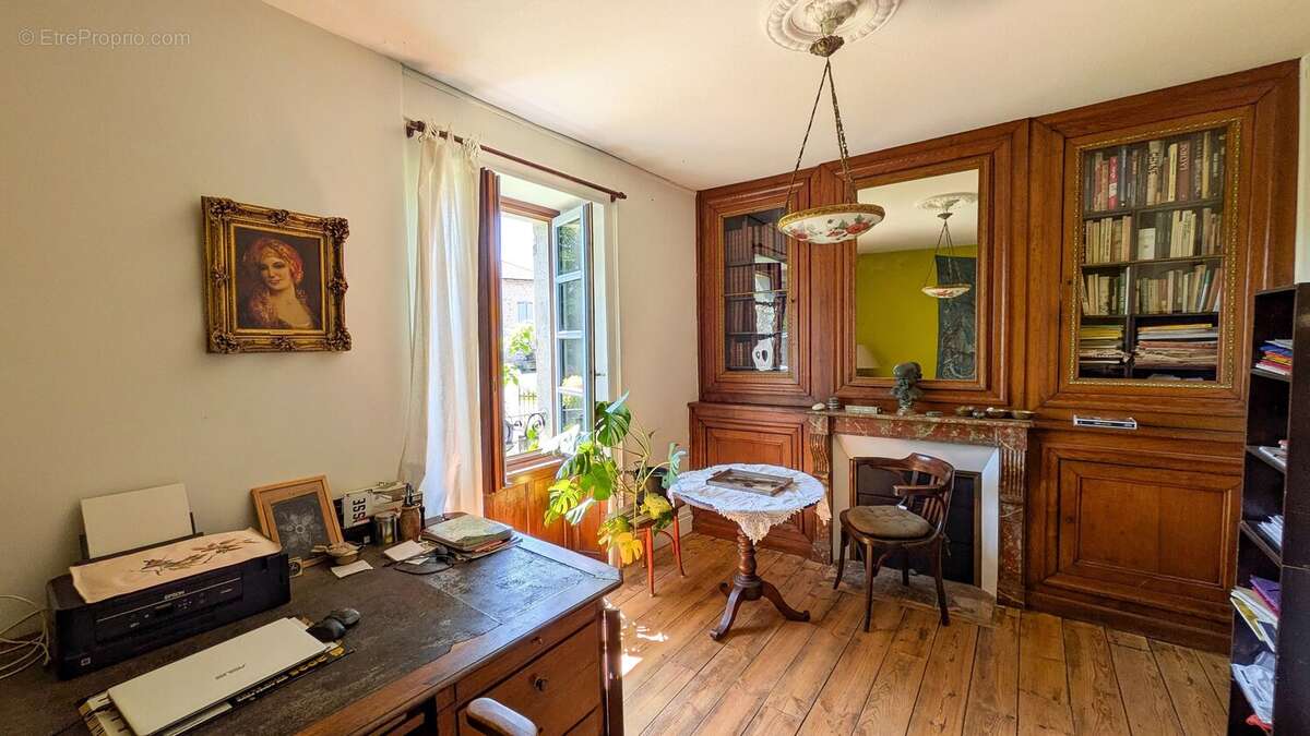 Maison à LAROQUEBROU