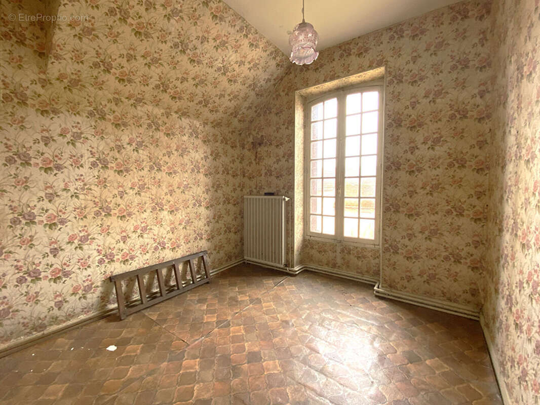 Maison à CHAMPLAY