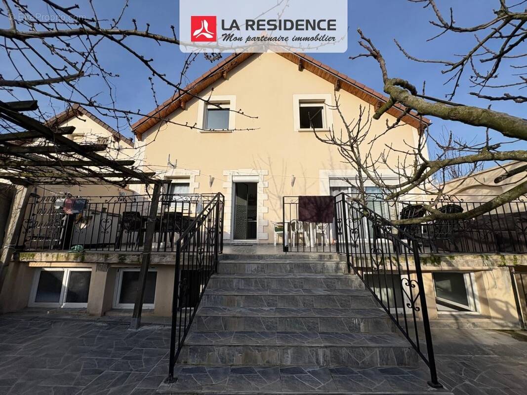 Maison à DRANCY