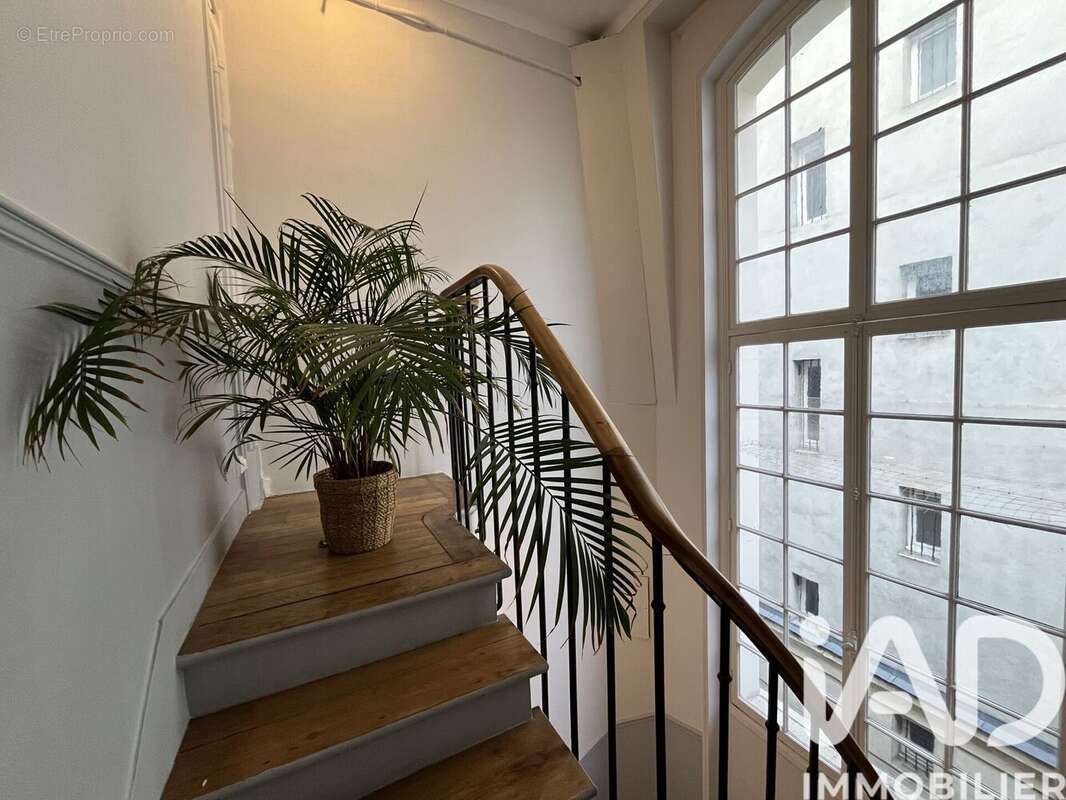 Photo 7 - Appartement à PARIS-8E