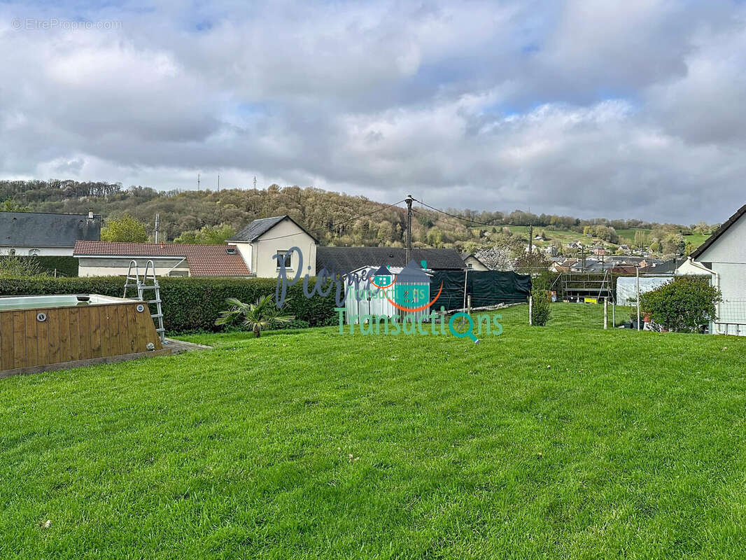 Maison à GRUCHET-LE-VALASSE