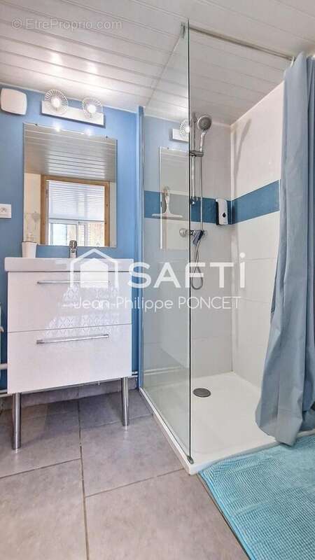 Photo 7 - Appartement à LA MADELAINE-SOUS-MONTREUIL