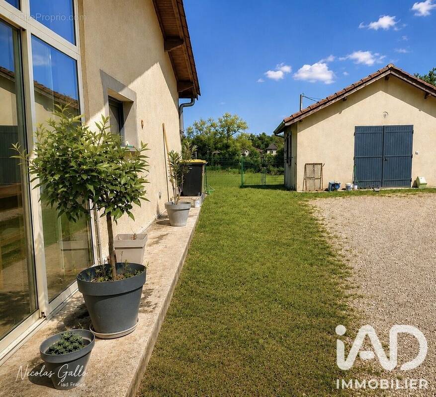 Photo 1 - Maison à MONTAGNE
