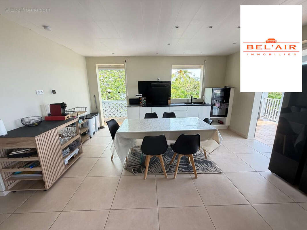 Maison 264 m² à Sainte-Luce  - photo 2