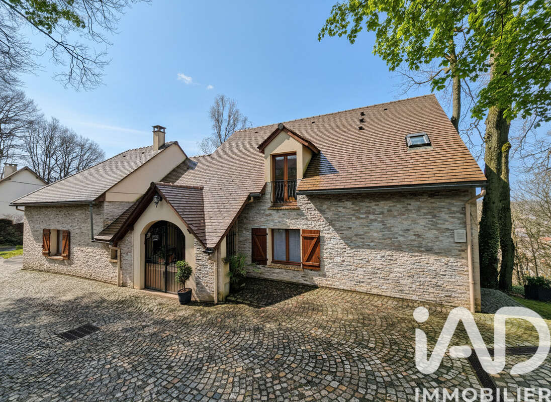 Photo 2 - Maison à GIF-SUR-YVETTE