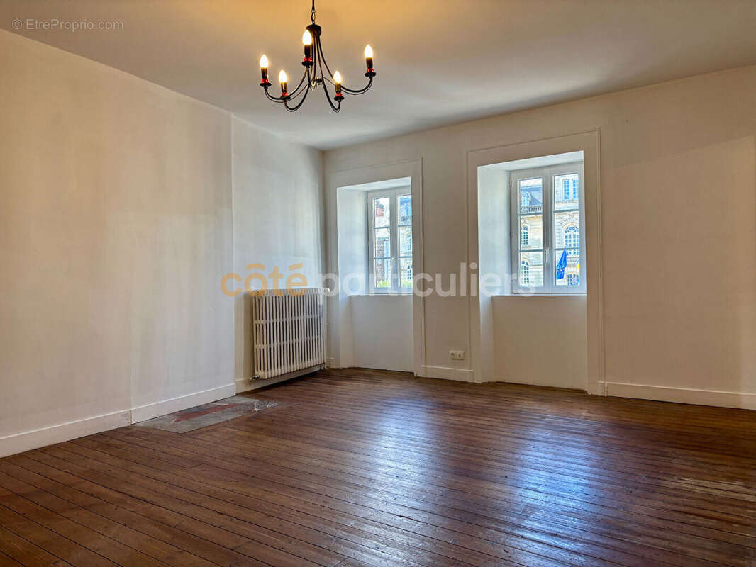 Maison de caractère hypercentre COUTANCES - 5 chambres - photo 13