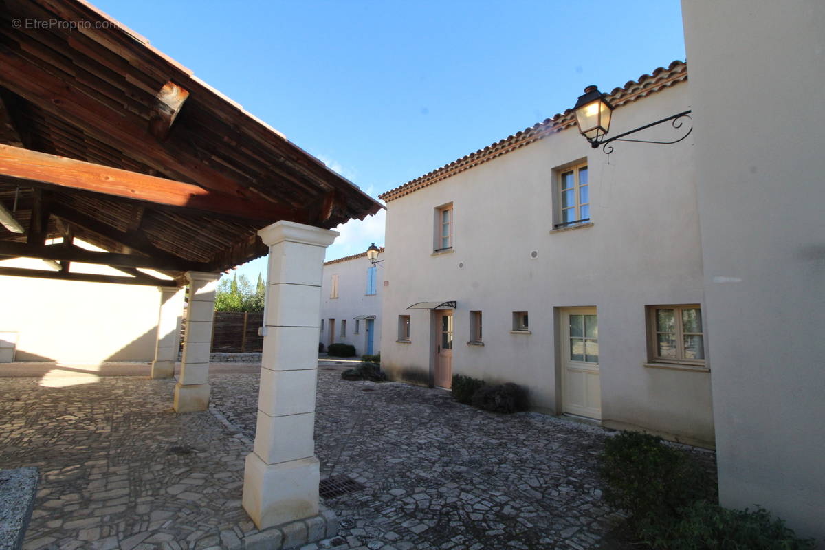 Maison à SAINT-LAURENT-DE-LA-CABRERISSE