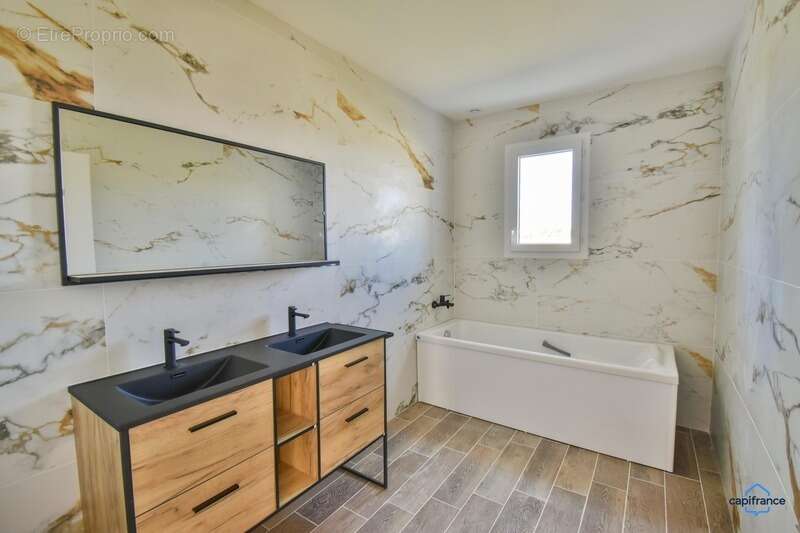 Maison à CHATILLON-SUR-CHER