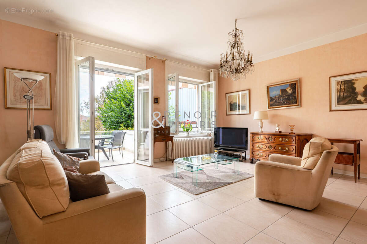 Maison 325 m² à Nancy  - photo 3