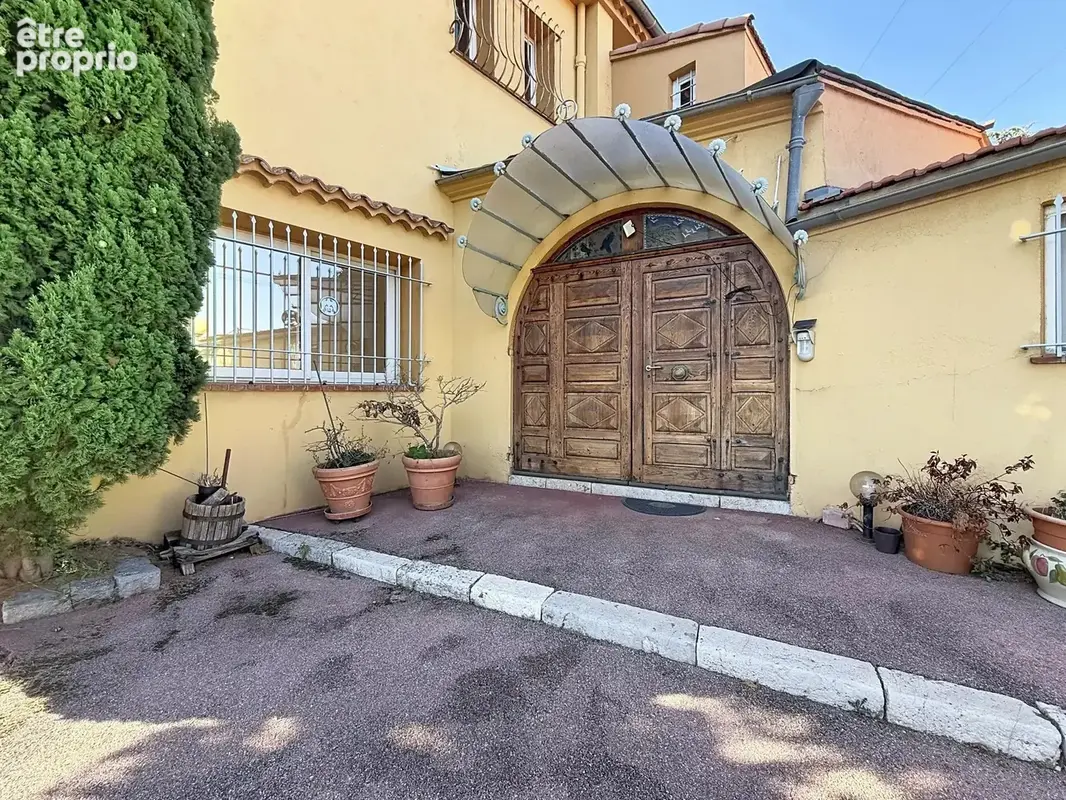 Saint-Roman de Bellet - Maison Niçoise - 6 Pièces - 228 m² - photo 18