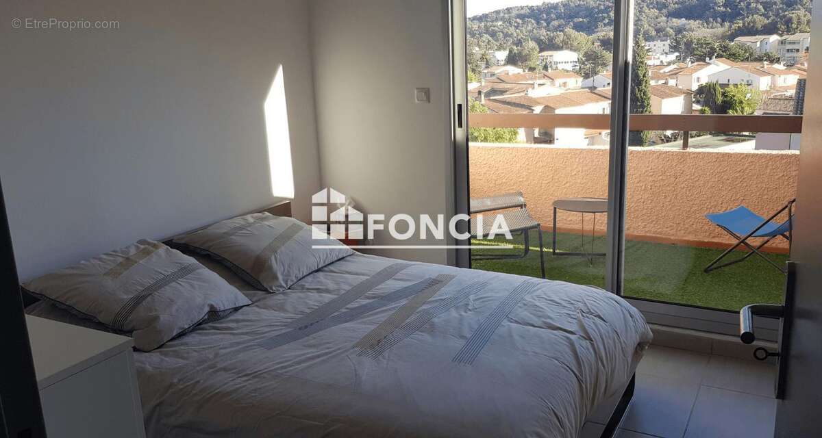 T3 en DUPLEX avec 3 terrasses au dernier étage ! - photo 7