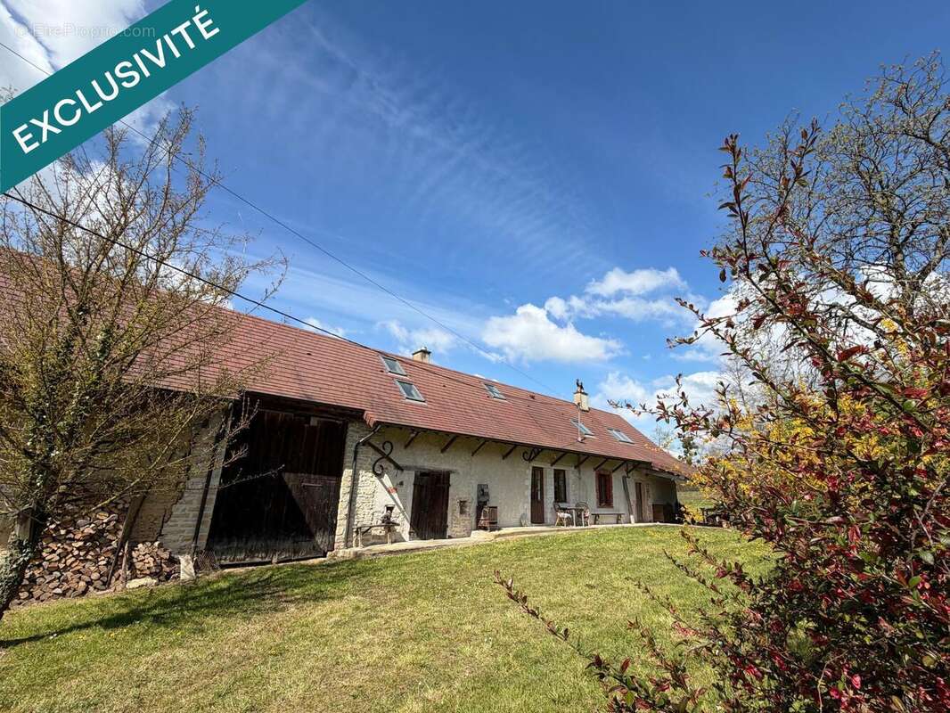 Photo 2 - Maison à HUILLY-SUR-SEILLE