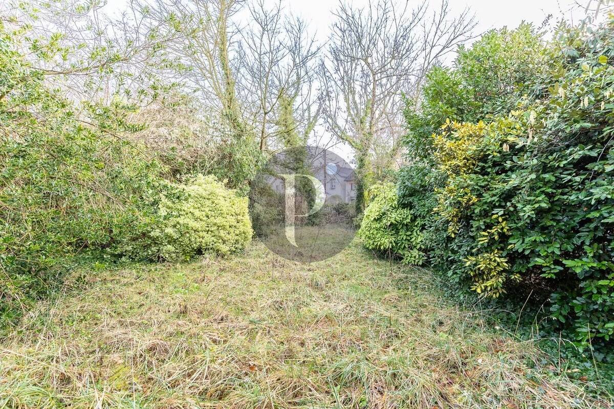 Terrain à VERRIERES-LE-BUISSON