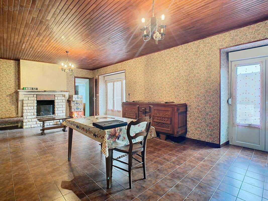 Maison à RICHEBOURG